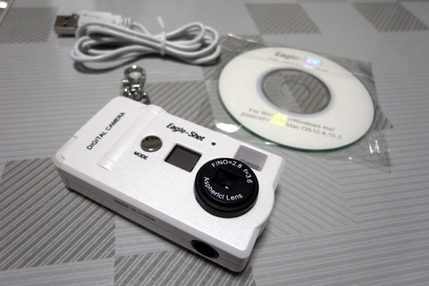 ViviCam 5050@pbP[W