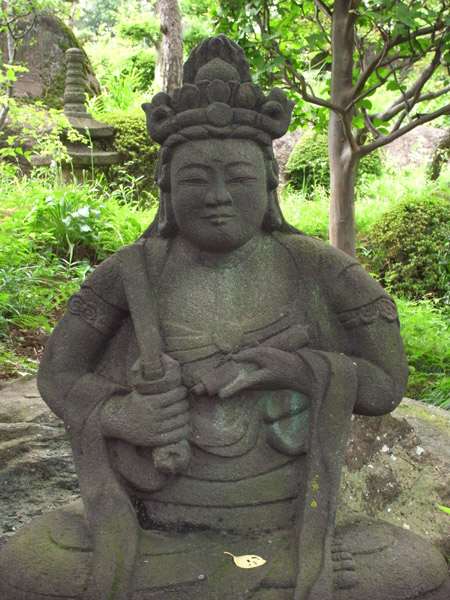 啧