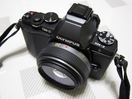 Panasonic20Pœ_pP[LYOLYMPUS OM-D EM5